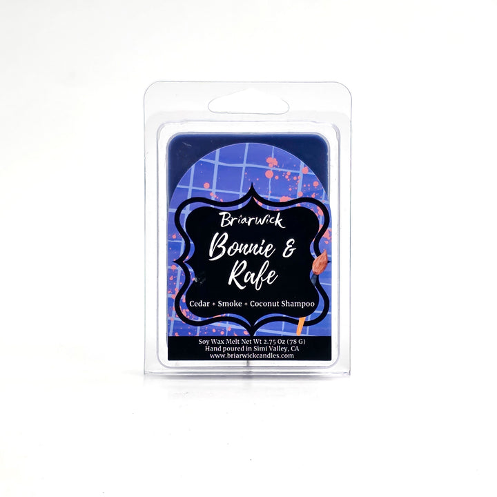 Bonnie & Rafe- Officially Licensed On Midnight Shores Candle